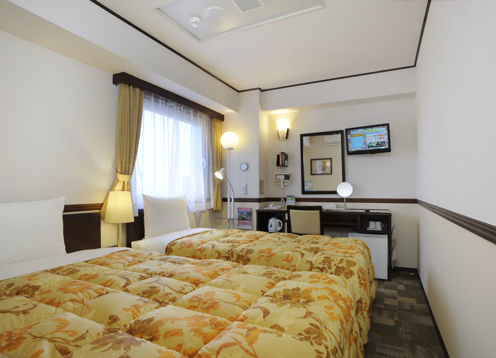 Toyoko Inn Yokohama Sakuragicho Dış mekan fotoğraf